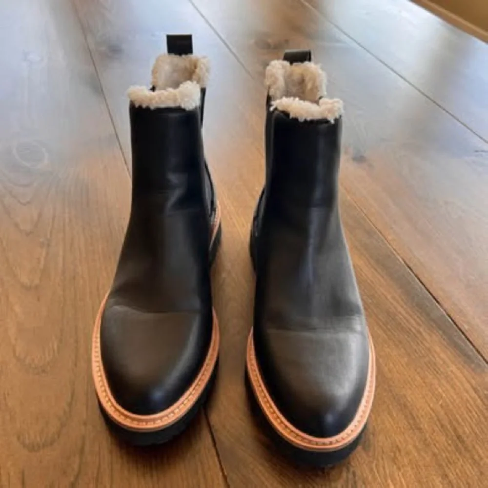 J.Crew Womens Lug Sole Chelsea Boots - Picture 4 of 7